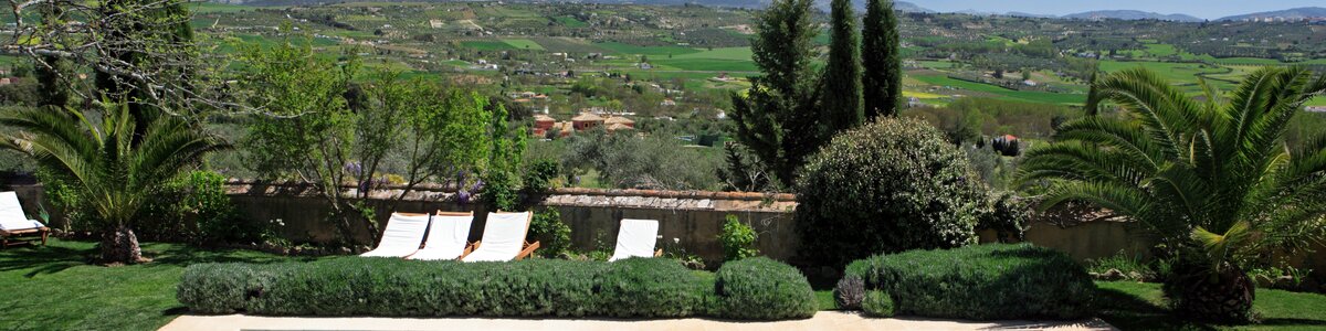 Top Holiday Homes and Bed and Breakfasts